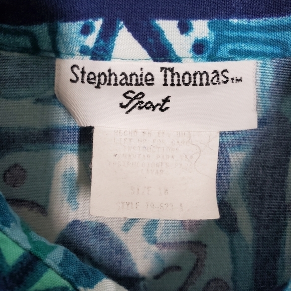 STEPHANIE THOMAS SPORT BUTTON FRONT BLOUSE - Picture 5 of 5